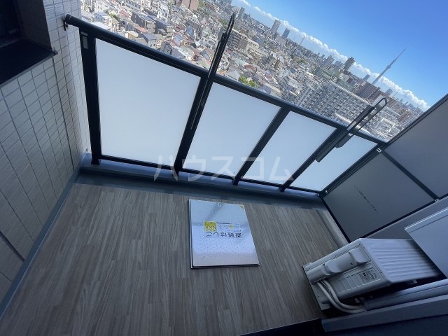 15/23 バルコニー