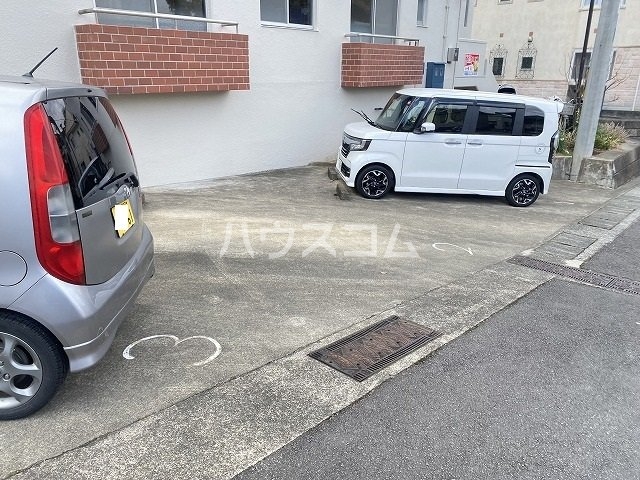 24/30 駐車場
