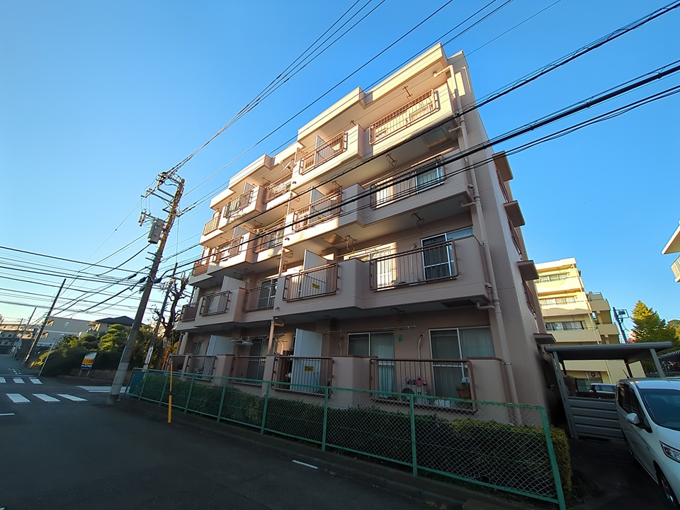 川野レジデンスの外観