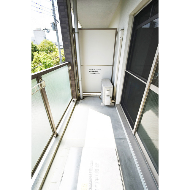 19/30 バルコニー