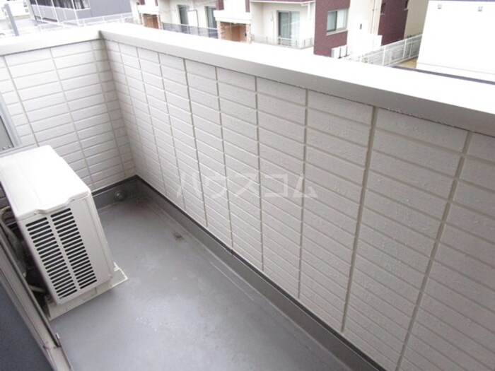 15/26 バルコニー