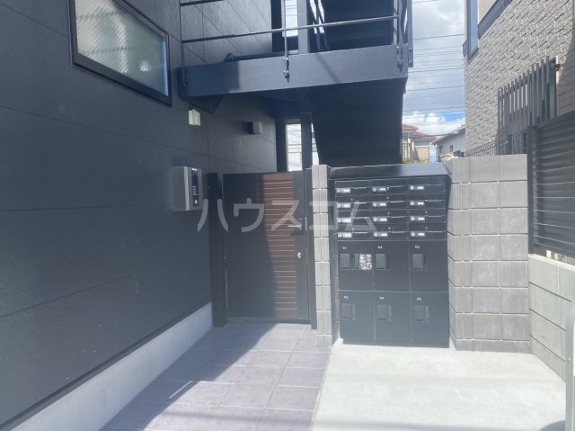 29/30 エントランス