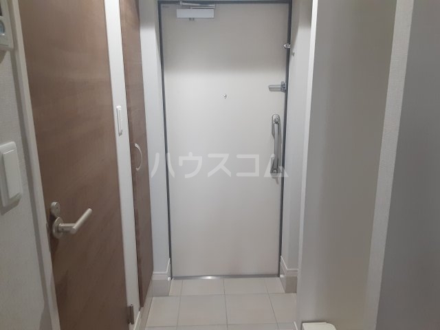 13/30 玄関