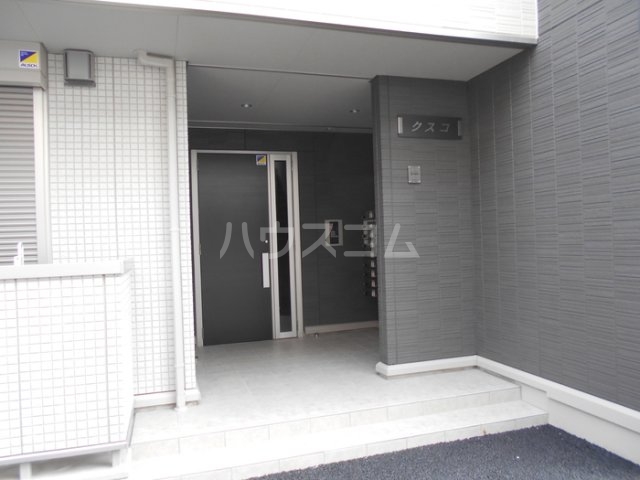 15/26 エントランス