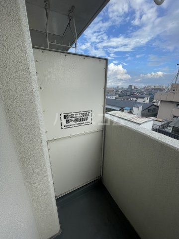 19/30 バルコニー