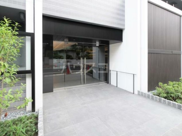 17/22 エントランス