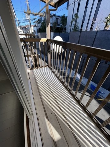 16/27 バルコニー