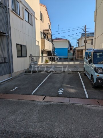 21/22 駐車場