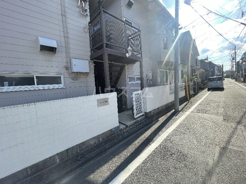 21/24 エントランス