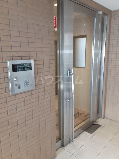 4/5 エントランス