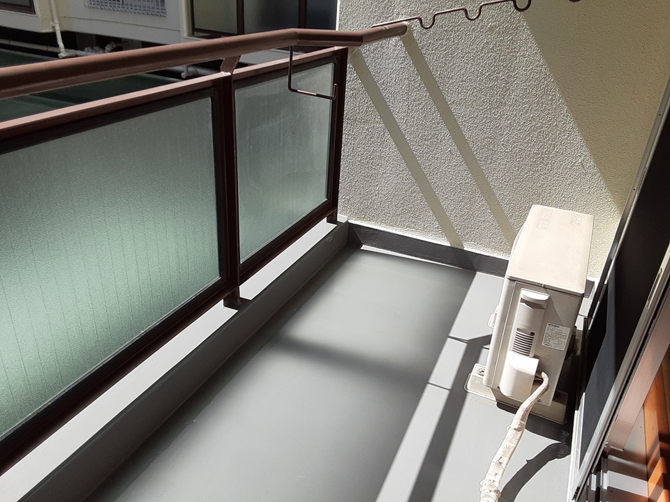 21/30 バルコニー