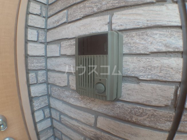 21/30 エントランス