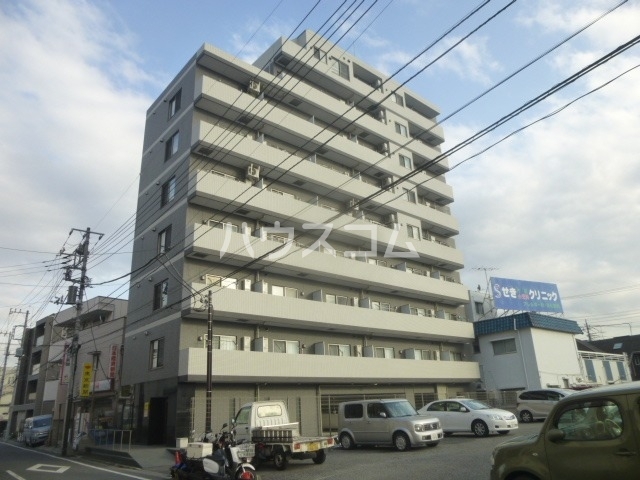 グランフォース西新井アヴェニールの外観