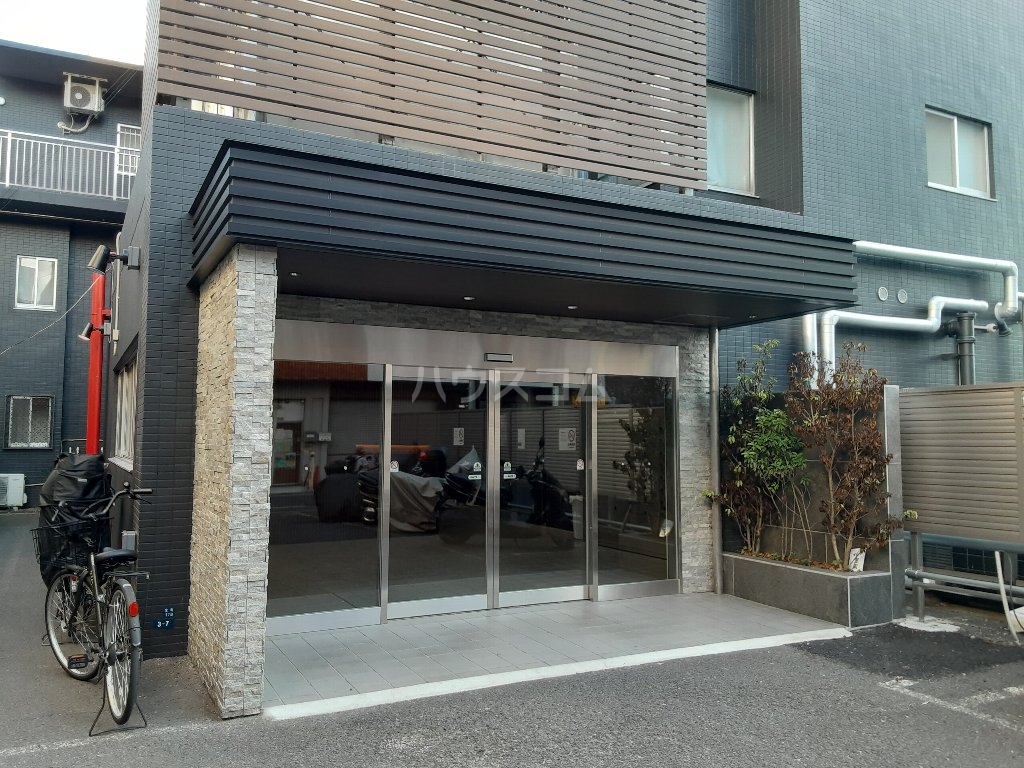 29/30 エントランス