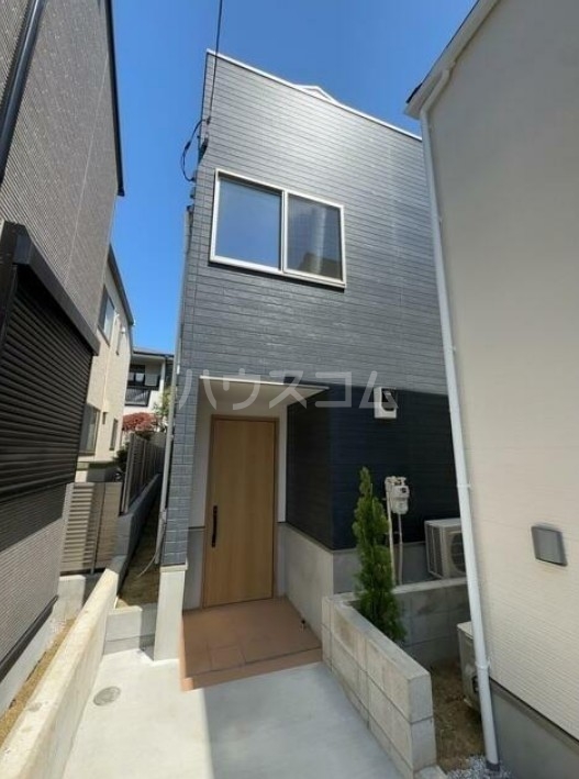 16/24 エントランス