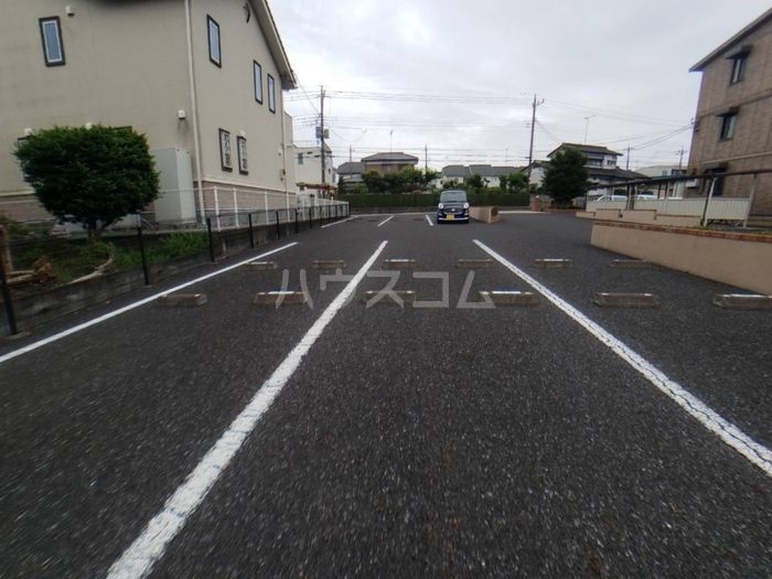 21/29 駐車場