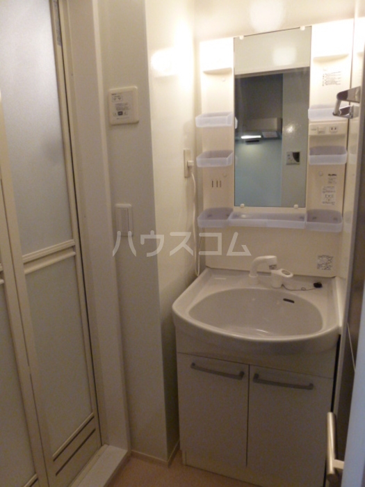 13/28 洗面