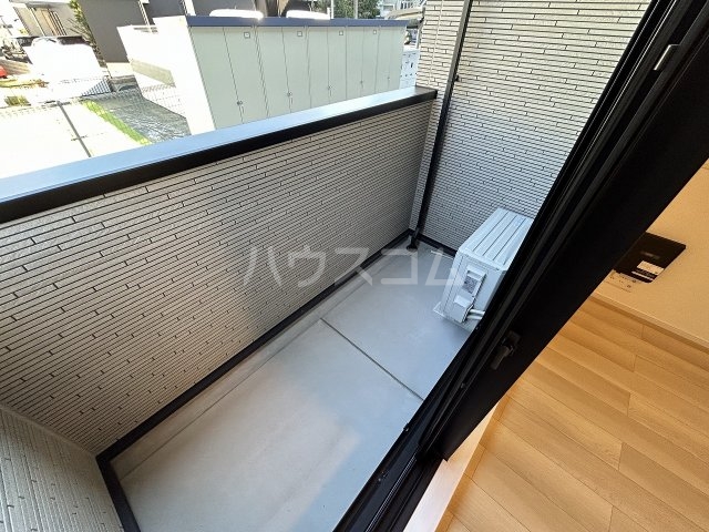 26/30 バルコニー