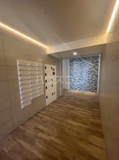 14/22 エントランス