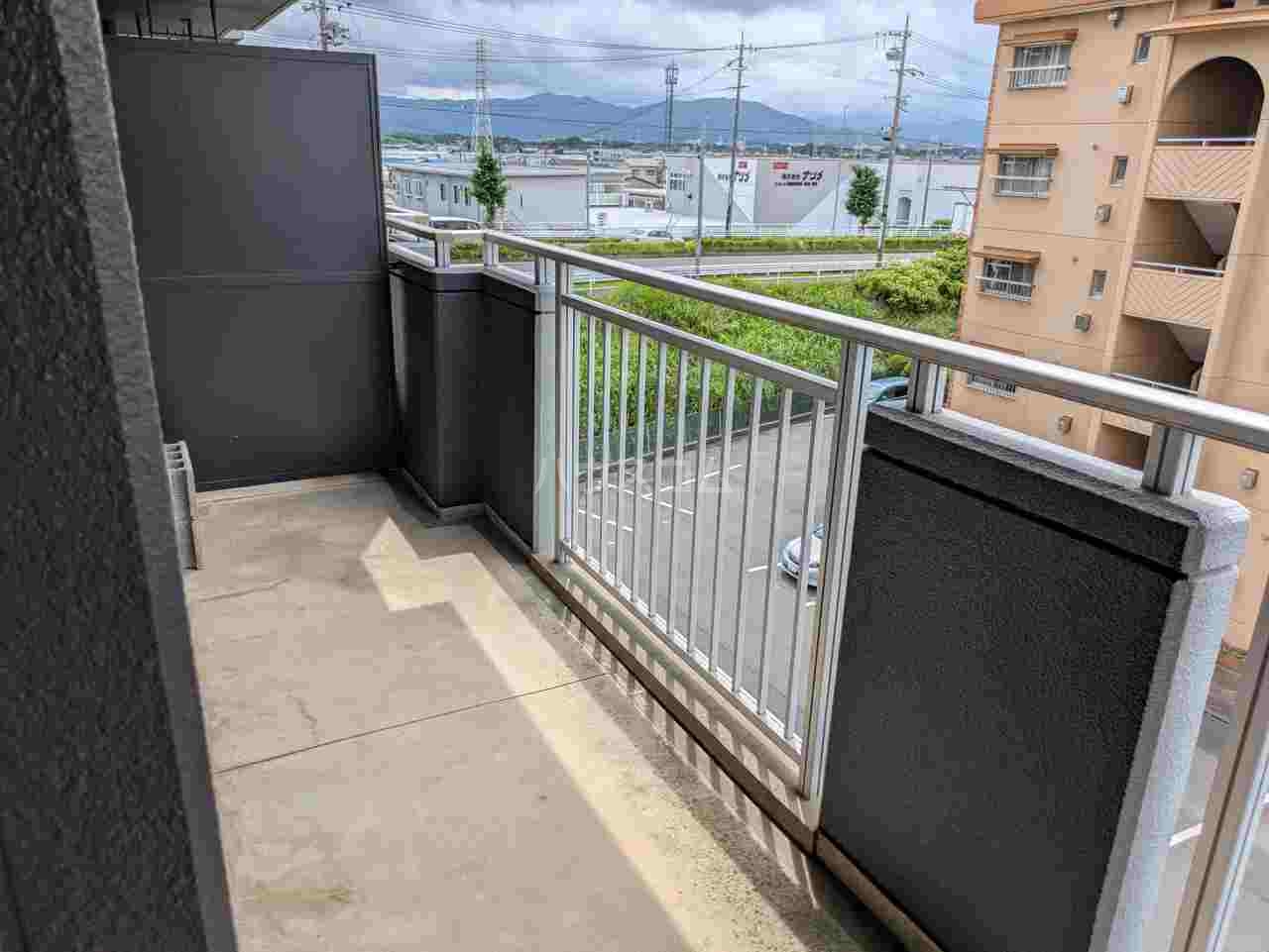 17/30 バルコニー