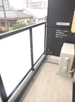 13/22 バルコニー
