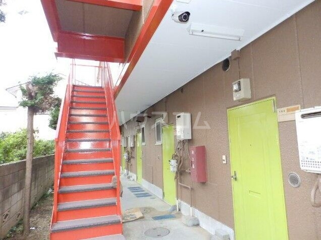 13/23 エントランス