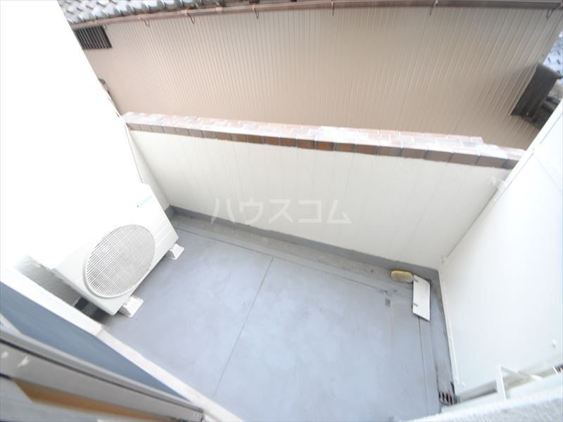 13/22 バルコニー