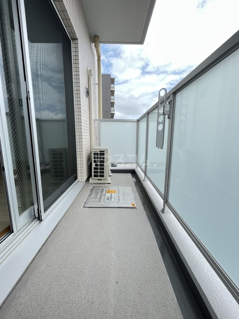 19/30 バルコニー