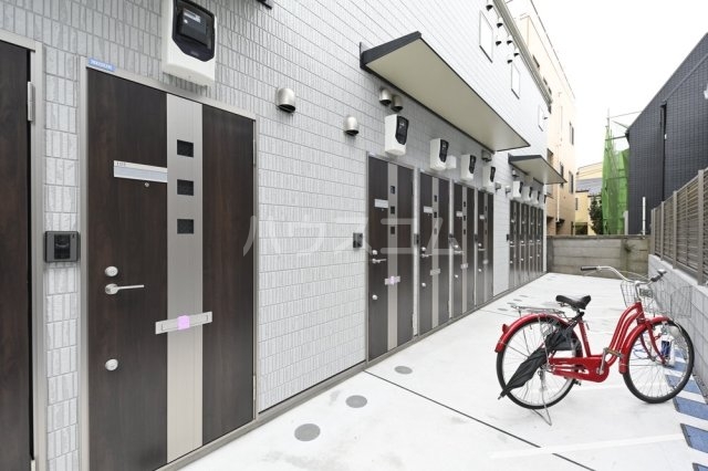 29/30 エントランス