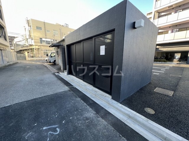 27/30 駐車場