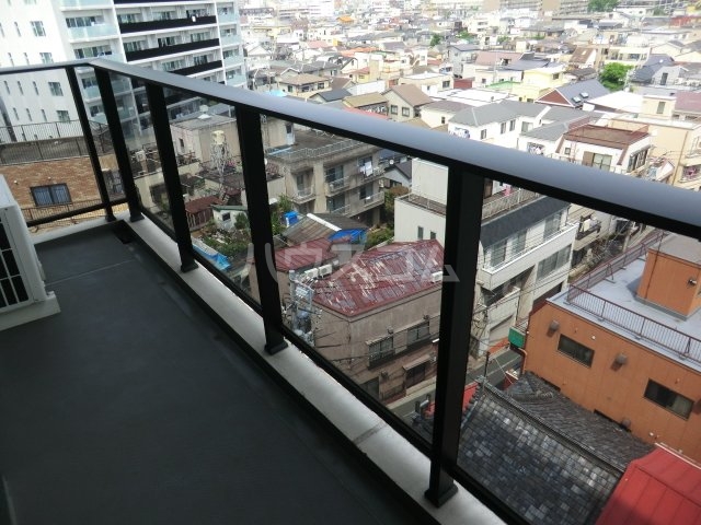 23/30 バルコニー