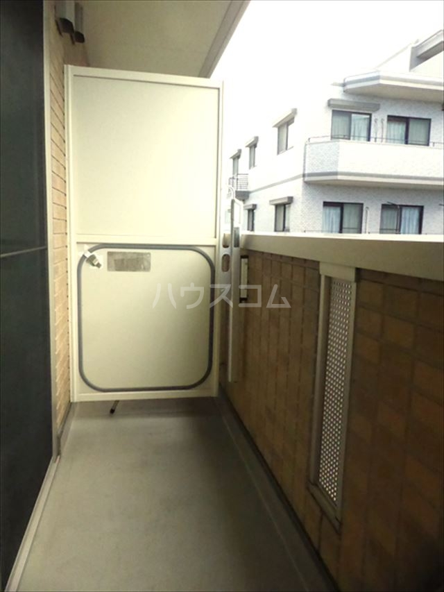 21/30 バルコニー