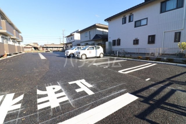 3/7 駐車場
