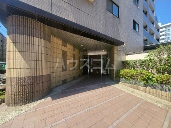 15/25 エントランス