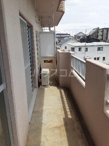 14/27 バルコニー