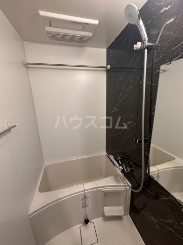 17/30 浴室