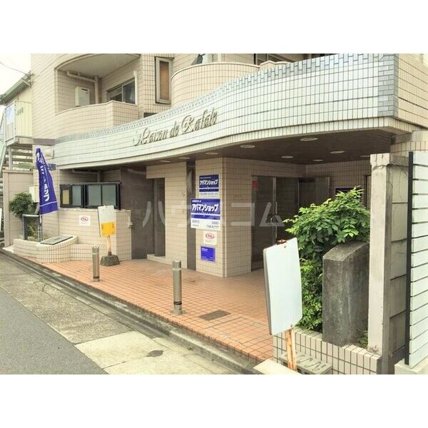 14/19 エントランス