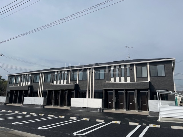 23/27 駐車場