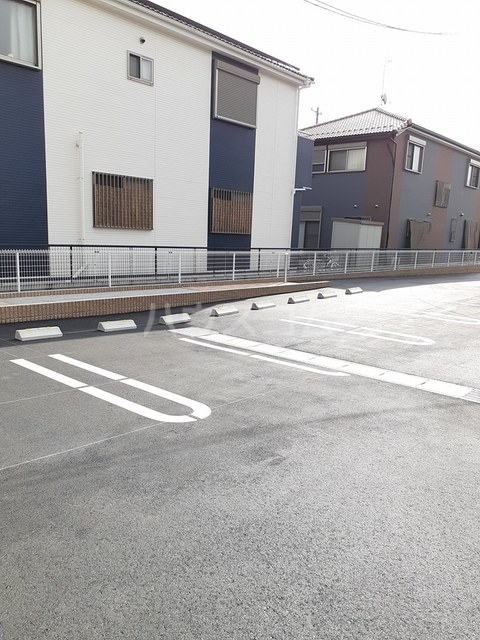 25/30 駐車場
