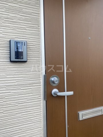 13/29 玄関