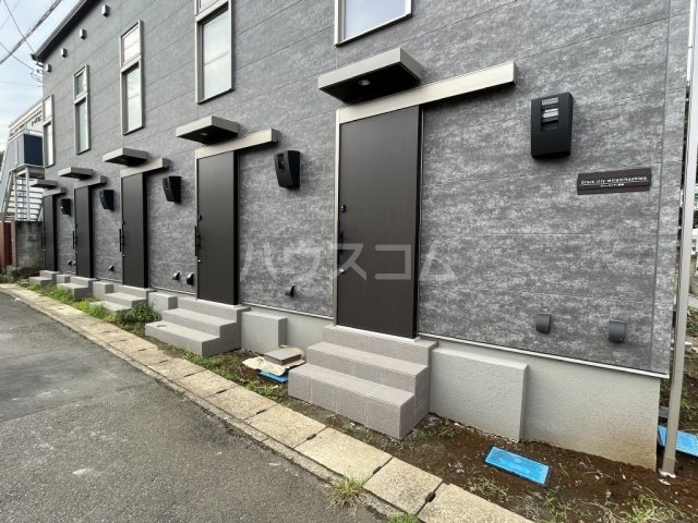 3/4 エントランス