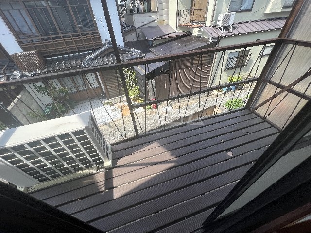 23/30 バルコニー