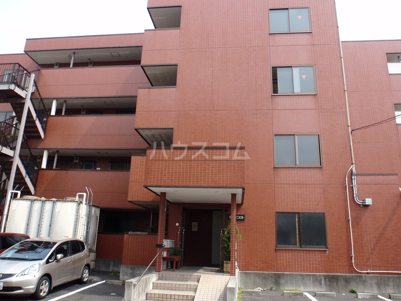 20/30 エントランス