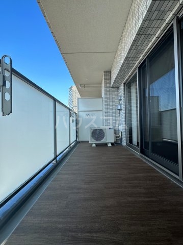 23/30 バルコニー