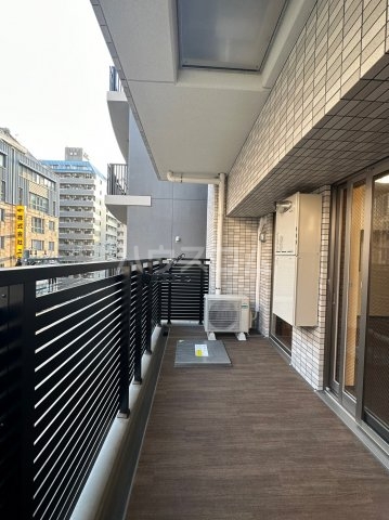 19/30 バルコニー