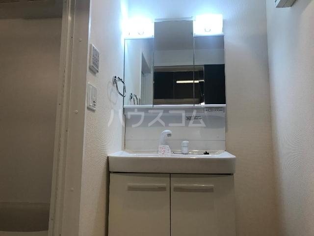 14/25 洗面