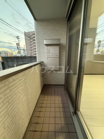 20/30 バルコニー