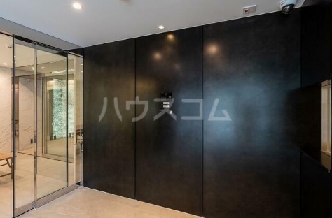 16/26 エントランス