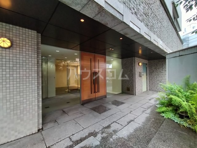 29/30 エントランス