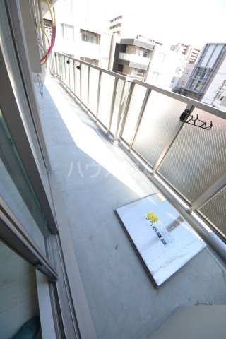 19/30 バルコニー